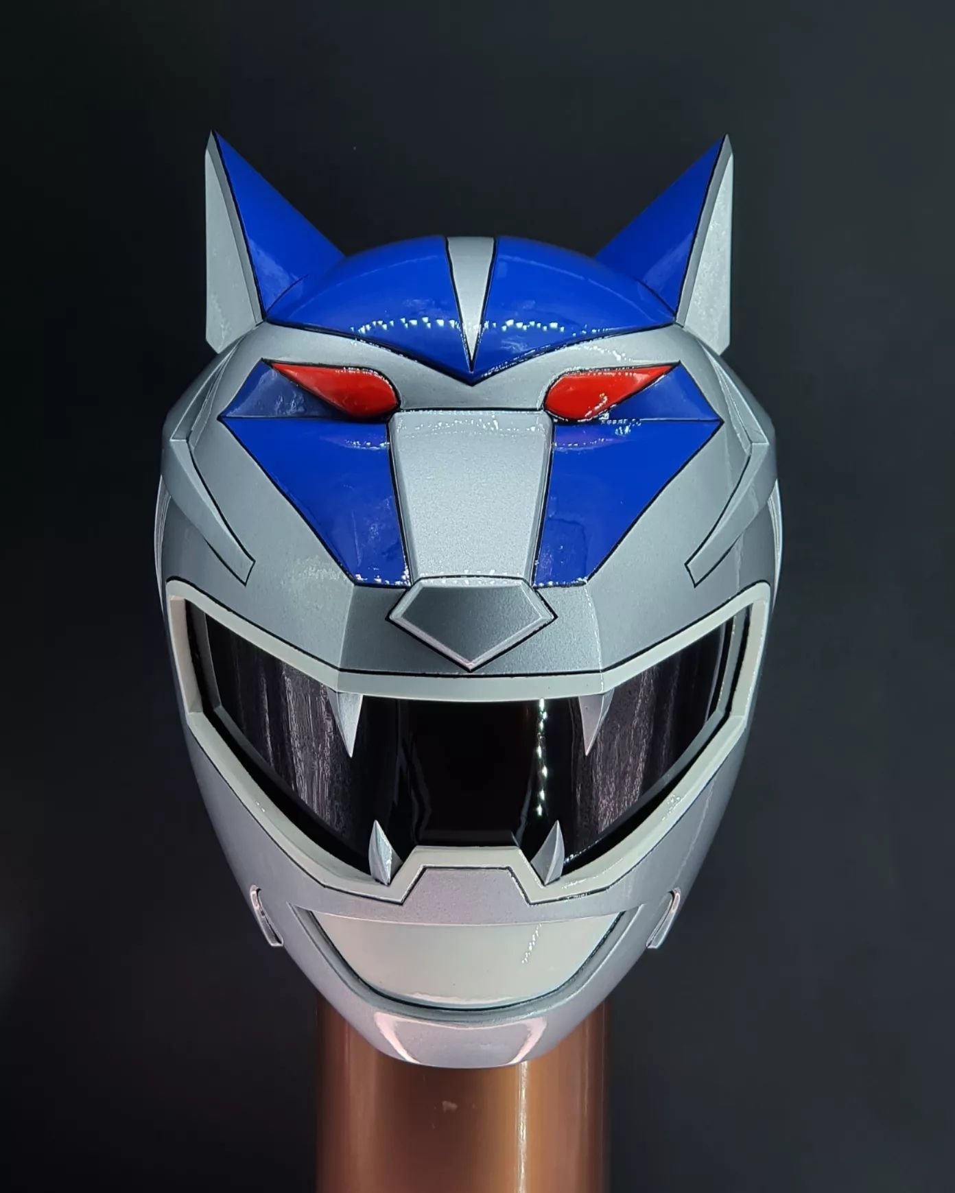 custom motorcycle helmets wolf Lunar Wolf Helmet – Starchild Props